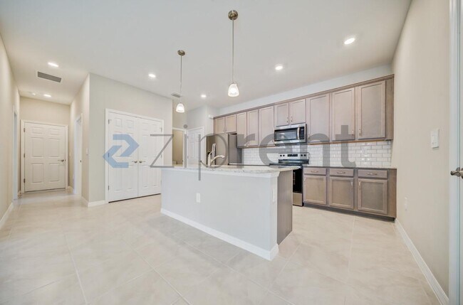 Foto del edificio - 1126 S Town and River Dr