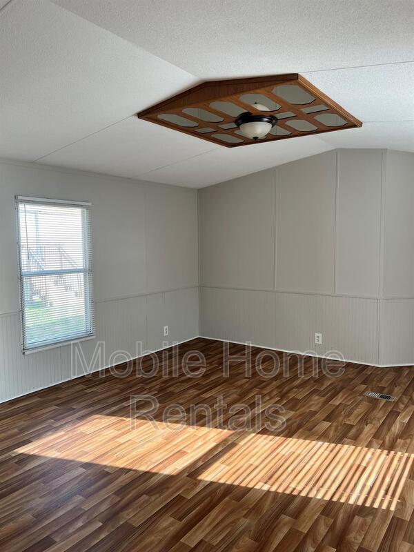 Building Photo - 2831 Dottie Ln