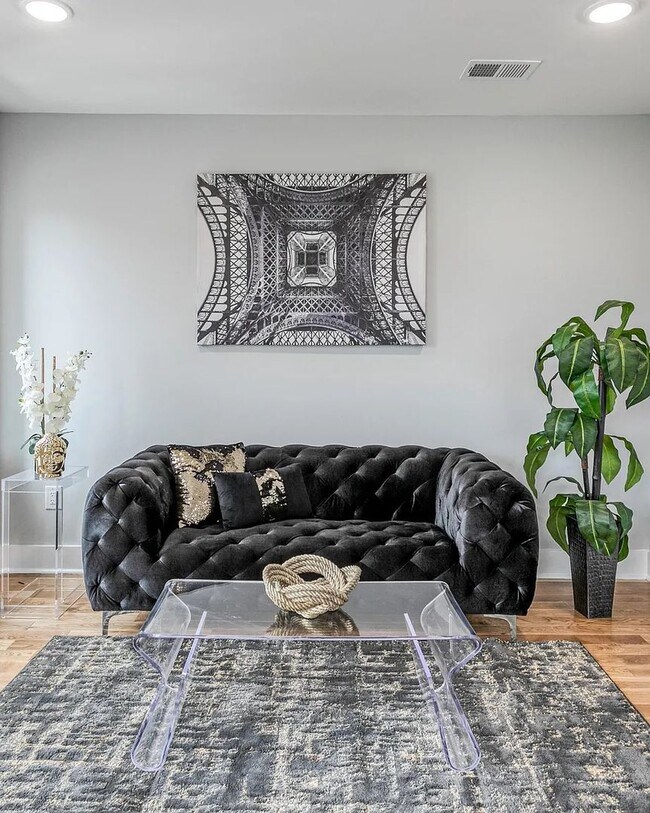 Foto del edificio - 2812 Cecil B. Moore Ave