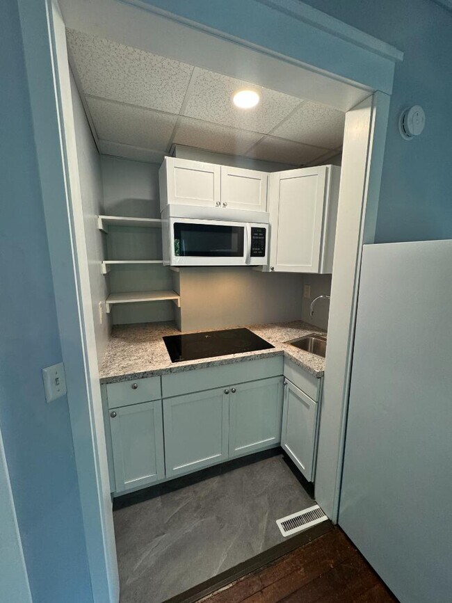 Foto del edificio - 602 E Grove St