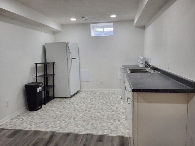 Foto del edificio - 8215 Oakland Ave S