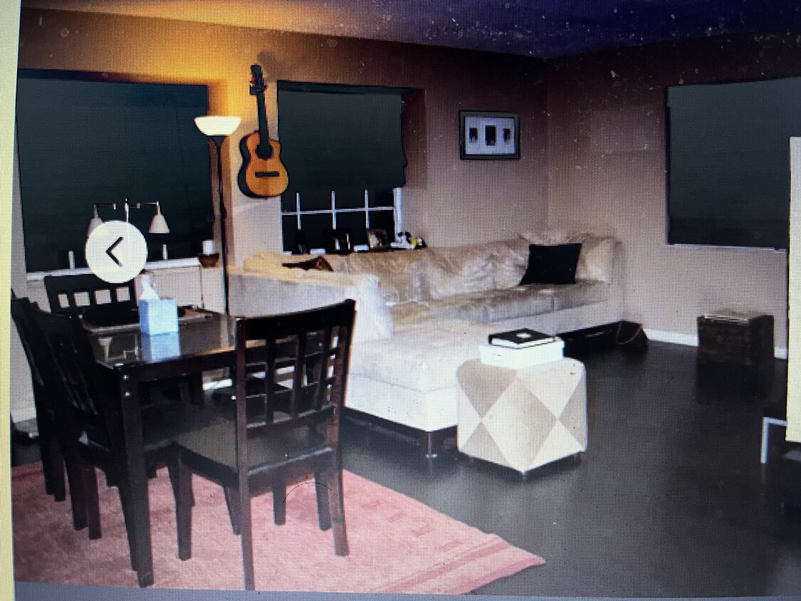 Primary Photo - 515 S Hyer Ave
