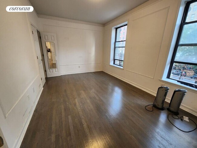 Foto del edificio - 2647 Broadway
