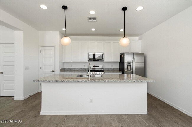 Foto del edificio - 25101 N 141st Ave