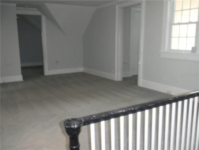 Foto del edificio - 215 20th Ave NE