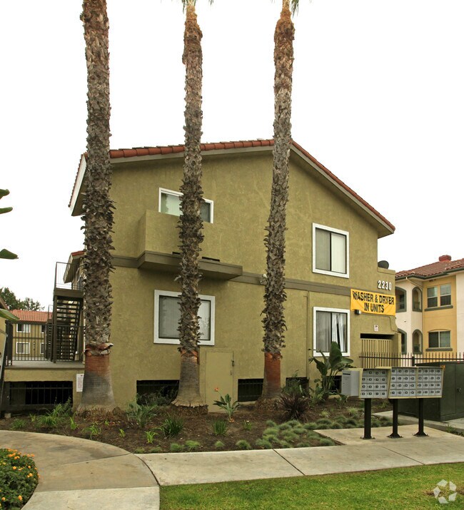 Calabria Apartments Apartments Anaheim, CA
