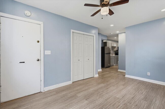 Foto del edificio - 4223 Eads St NE