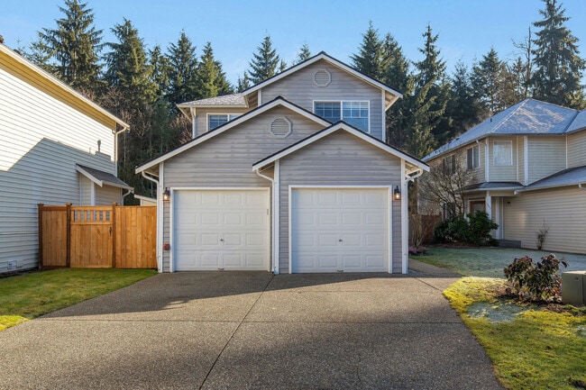 Building Photo - 607 125th Ave NE