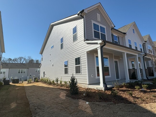 Building Photo - 304 Abbots Mill Dr