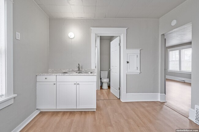 Foto del edificio - 712 W Lorain St