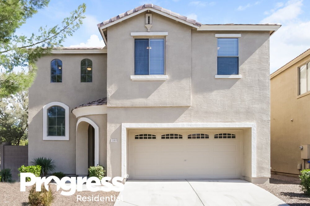 Primary Photo - 1303 S Mansard