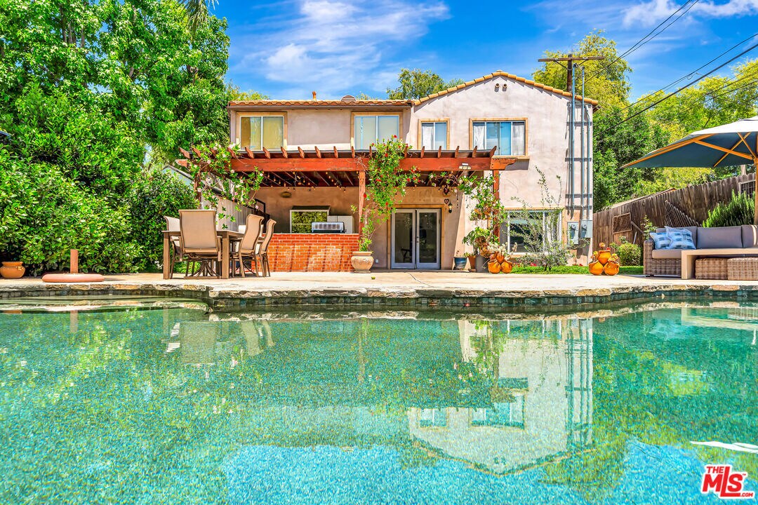 Foto principal - 14916 Hesby St