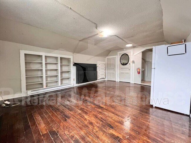 Building Photo - 1456 Dean Ave