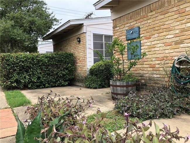 Building Photo - 3412 Willowrun Dr