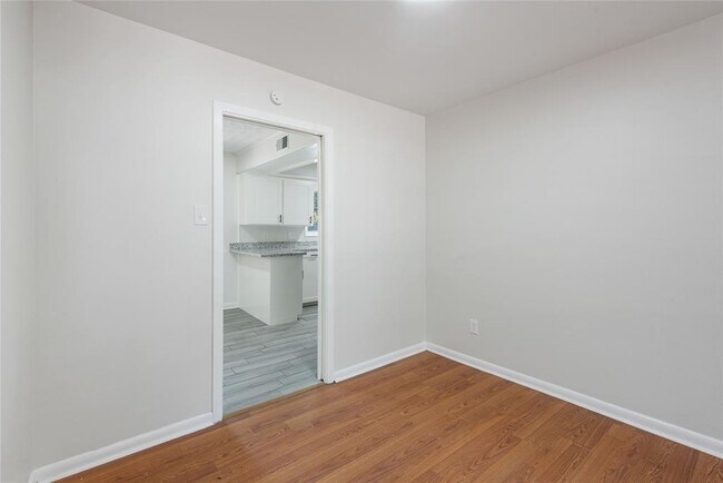 Foto del edificio - 7950 Wilmerdean St