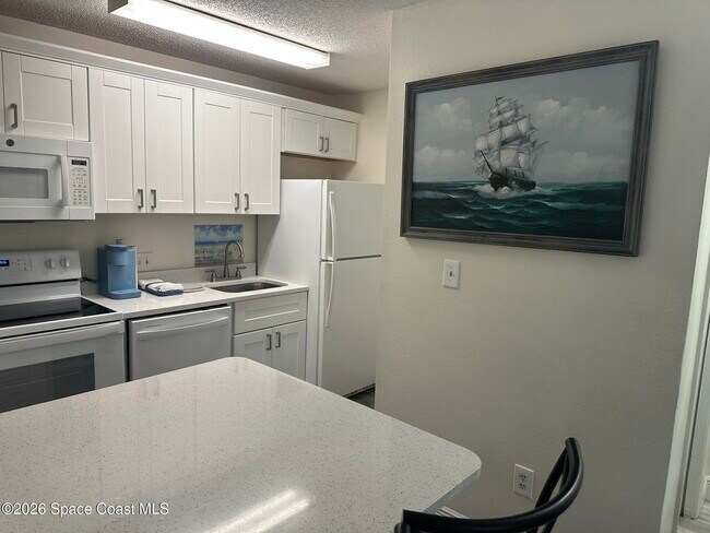 Building Photo - 225 S Tropical Trail