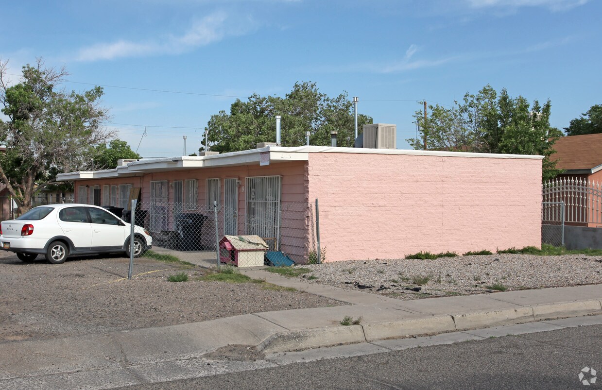 Primary Photo - 219-225 Dallas St NE