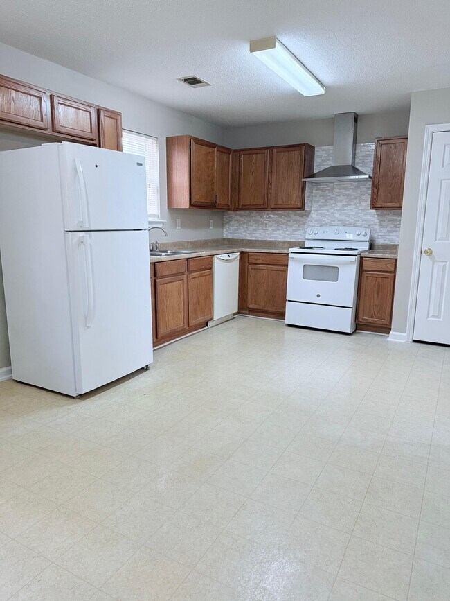 Foto del edificio - 7265 Crestside Dr