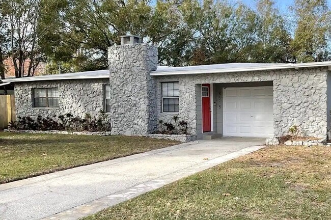 Building Photo - 4516 S Hale Ave