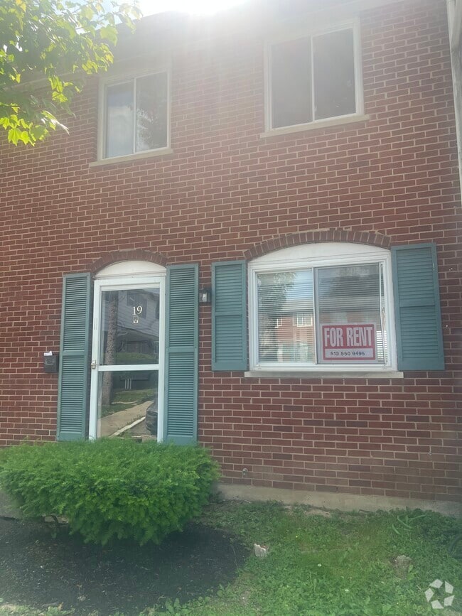 Building Photo - 1570 Meredith Dr