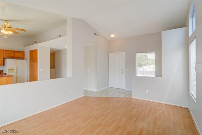 Building Photo - 2783 Morning Rain St