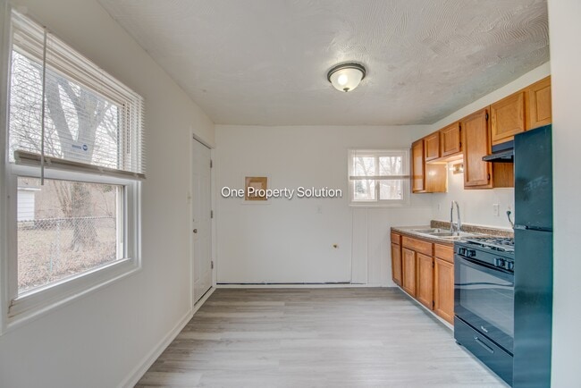 Building Photo - 4311 20th Pl