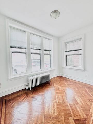 Primary Photo - 24 Sterling St