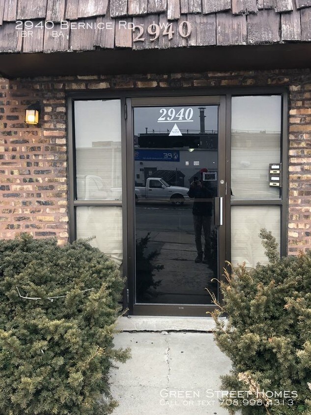 2940 Bernice Rd Unit 1w, Lansing, IL 60438 Apartment for Rent in