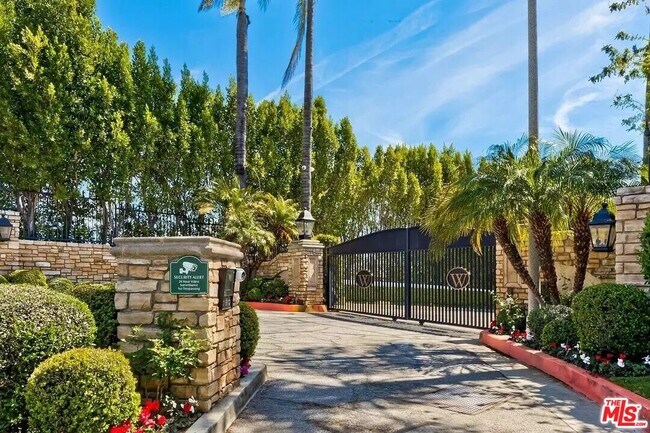 Foto del edificio - 2627 Wallingford Dr
