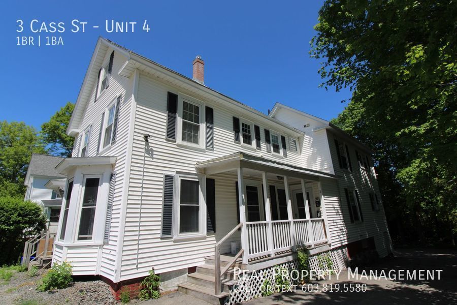 3 Cass St Unit 4, Exeter, NH 03833 Room for Rent in Exeter, NH