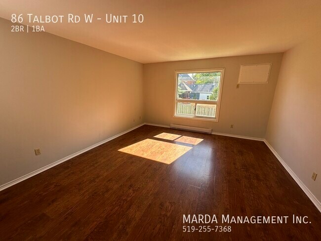 Building Photo - SPACIOUS 2 BED/1BATH APT WHEATLEY! + HYDRO & GAS!