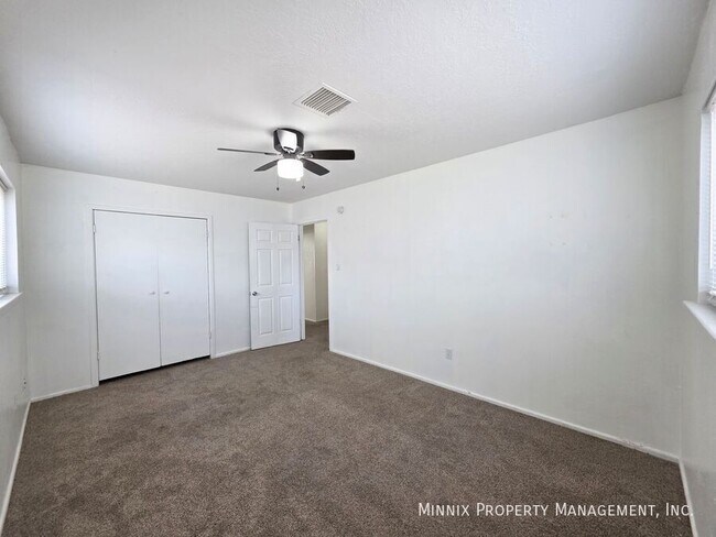 Foto del edificio - 1813 Mc Donald St