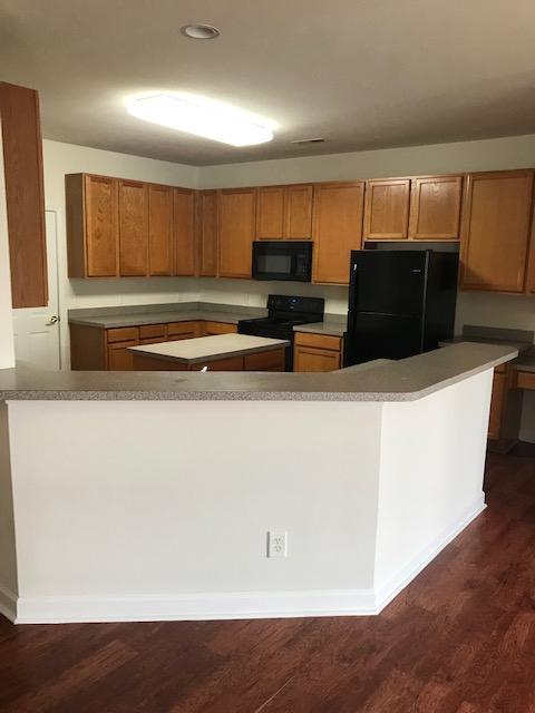 Foto del edificio - 756 Indian Wood Ln