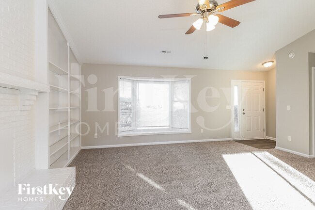 Foto del edificio - 5800 Old Meadow Rd