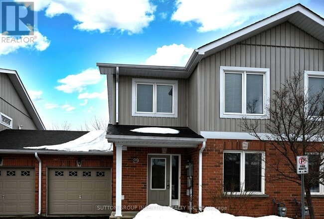 Building Photo - 90 Sovereigns Gate