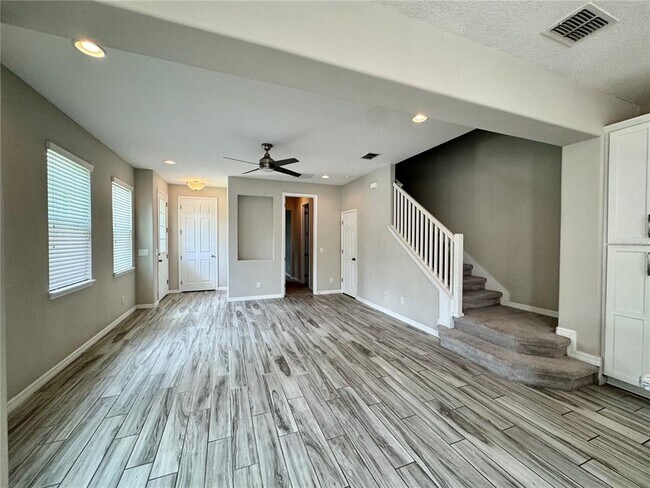 Foto del edificio - 8620 Wellington Blue Ln