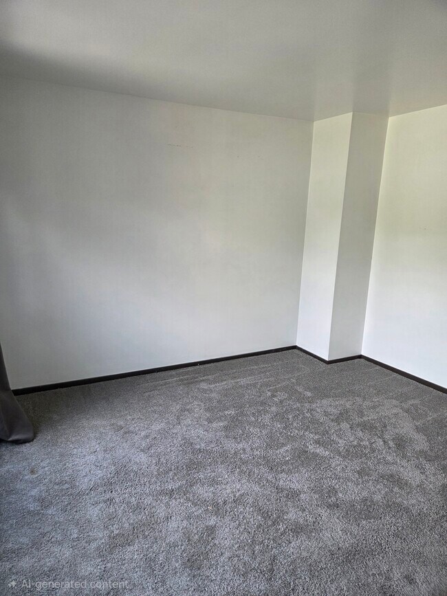 Foto del edificio - 5490 Worthington Forest Pl E