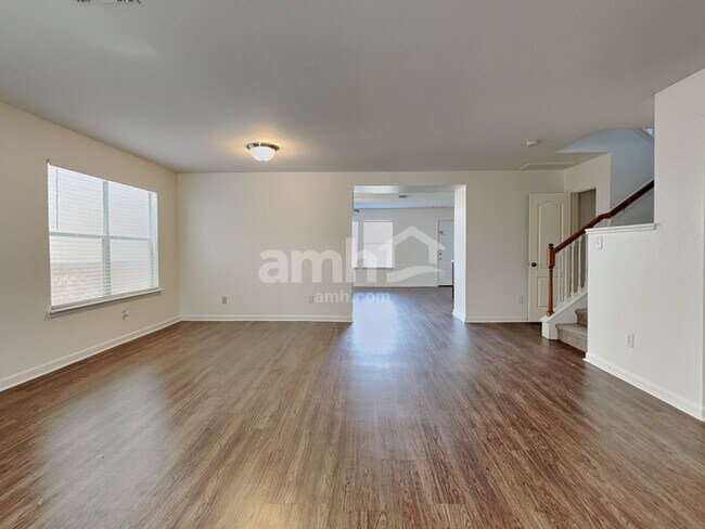 Foto del edificio - 11322 Flying Geese Ln