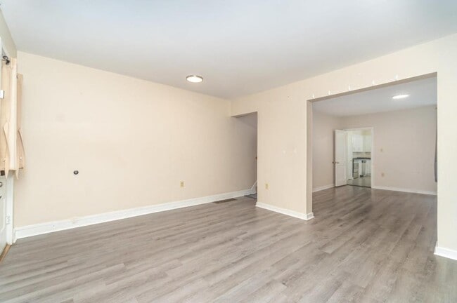 Foto del edificio - 602 W Louther St