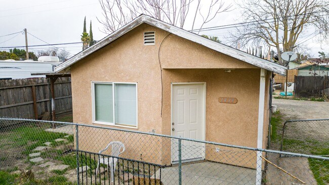 Foto del edificio - 1435 Nadine Ave