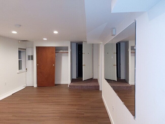 Foto del edificio - 2054 Beacon St