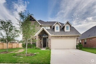 Building Photo - 2211 Dama Dr
