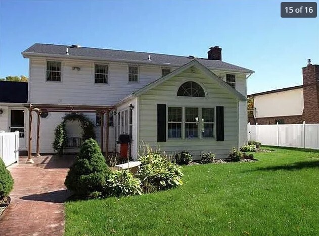 Building Photo - 6874 Joanne Cir N