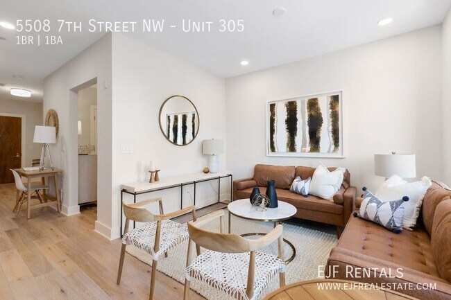 Building Photo - Urban Pace/EJF Rentals Proudly Present the...