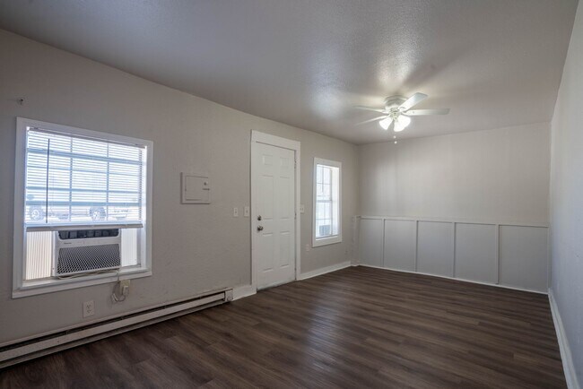 Building Photo - 4400 N Peoria Ave