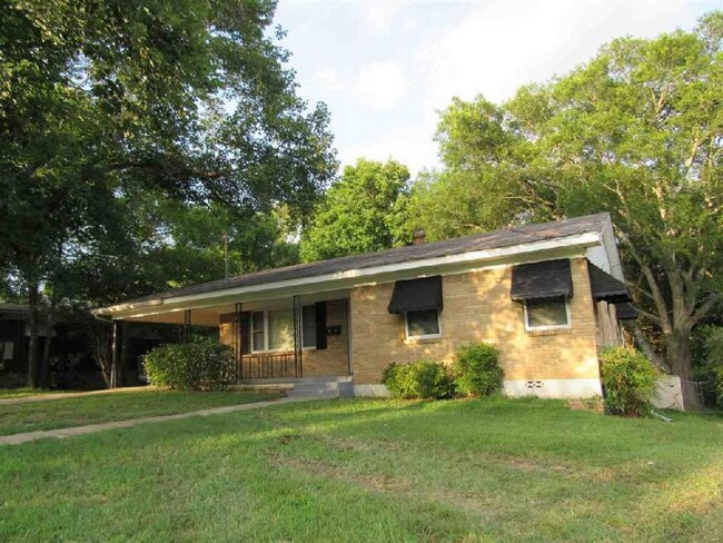 Building Photo - 1207 Richard St