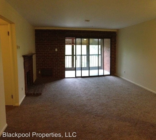 Building Photo - 3605 Hewn Ln