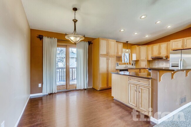 Foto del edificio - 9864 Wake St NE