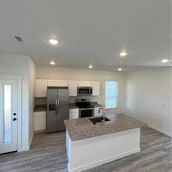 Foto del edificio - 1040 Boardwalk Ave