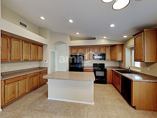 Building Photo - 10808 S Alley Mountain Dr